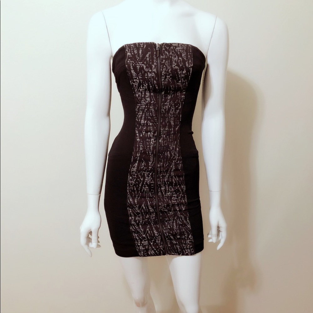 Strapless zippered dress - Picture 2 of 3